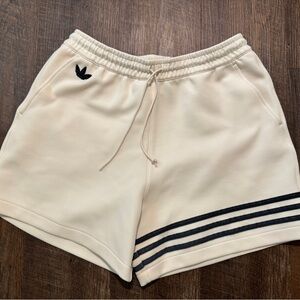 Adidas men’s Cream Shorts